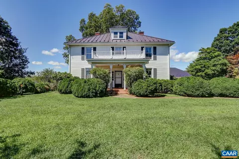 2306 Old Farms Rd, Lynchburg, VA 24503