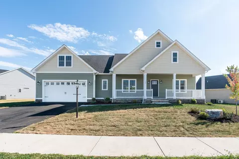 160 Tomasville Dr, Waynesboro, VA 22980