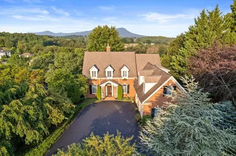 4160 Lucy Long Dr, Harrisonburg, VA 22801