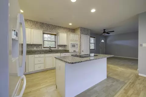 233 Fleming Rd, Mount Jackson, VA 22842 photo 3