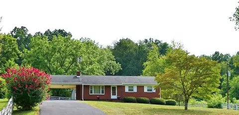 255 Oak Grove Church Rd, Waynesboro, VA 22980