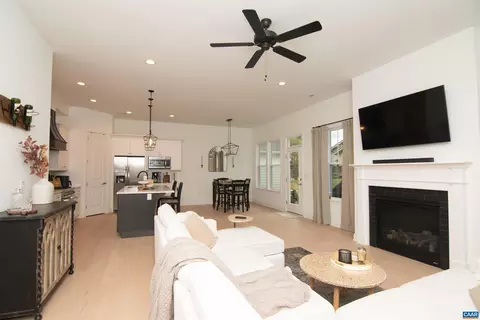53 Chamberlain Loop, Lexington, VA 24450 photo 5