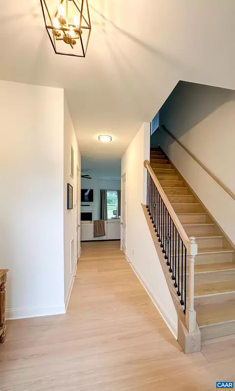 53 Chamberlain Loop, Lexington, VA 24450 photo 3