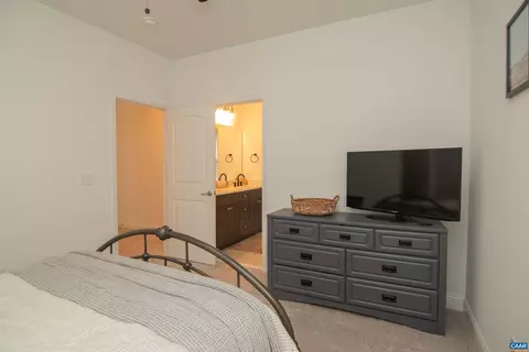 53 Chamberlain Loop, Lexington, VA 24450 photo 19