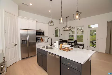 53 Chamberlain Loop, Lexington, VA 24450 photo 9