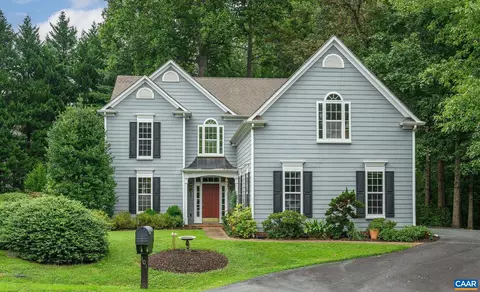 101 Running Fox Ln, Charlottesville, VA 22902