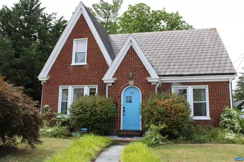 307 Florence Ave, Waynesboro, VA 22980