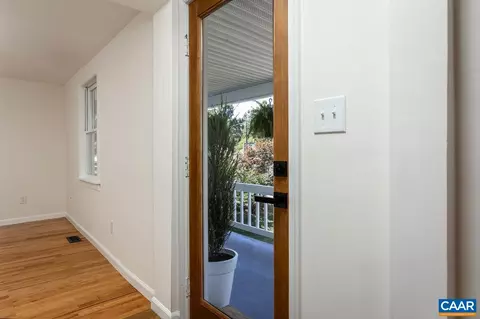 1605 E Main St E, Waynesboro, VA 22980 photo 7