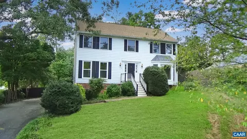 203 Surrey Rd, Charlottesville, VA 22901