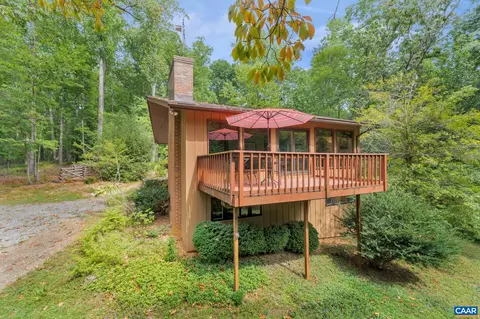 210 Turks Mountain Trl, Afton, VA 22920