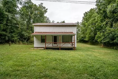 36 Mae Ln, Brandywine, WV 26802
