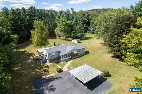 25 M And W Ln, Waynesboro, VA 22980