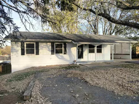 225 Maple Ave, Timberville, VA 22853