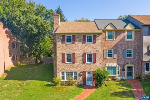 114 Georgetown Grn, Charlottesville, VA 22901