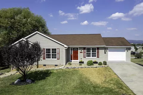 600 Jade Ct, Broadway, VA 22815