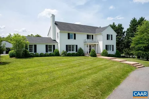 825 Emerson Dr, Charlottesville, VA 22901