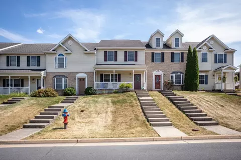 1242 Old Windmill Cir, Harrisonburg, VA 22802