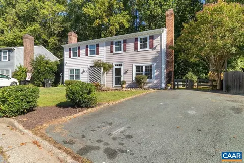 282 Albert Ct, Charlottesville, VA 22901