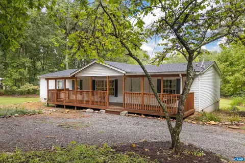 2000 Waltons Store Rd, Louisa, VA 23093