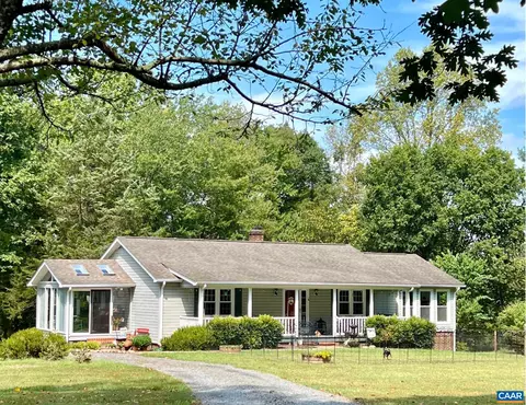 16296 Burnley Rd, Barboursville, VA 22923
