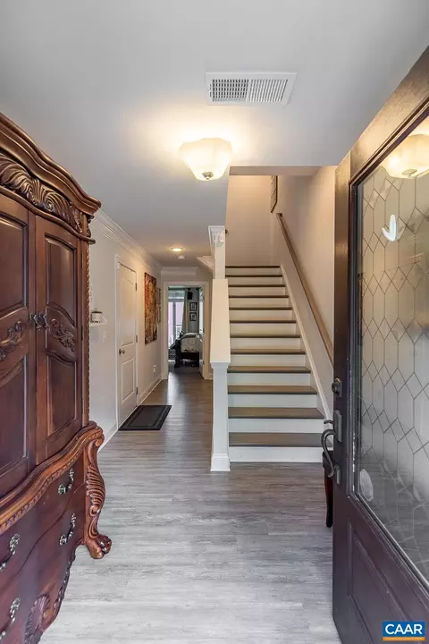2312 Avinity Ct, Charlottesville, VA 22902 photo 3