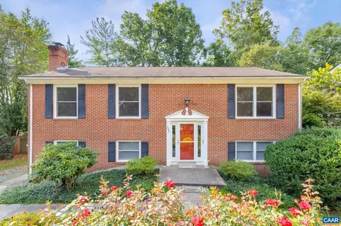 392 Minor Ridge Rd, Charlottesville, VA 22901