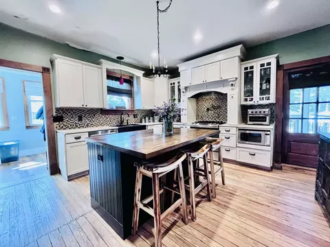 95 Draft Ave, Stuarts Draft, VA 24477 photo 9