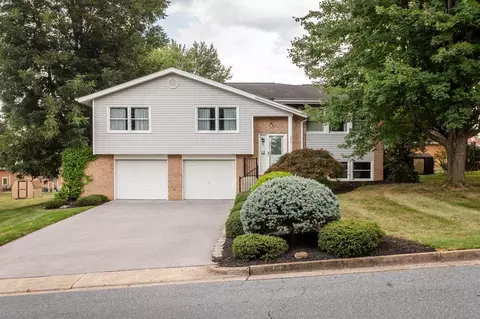 208 Cedar St, Harrisonburg, VA 22801