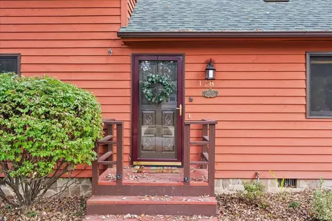 178 Falling Rock Dr, Stuarts Draft, VA 24477