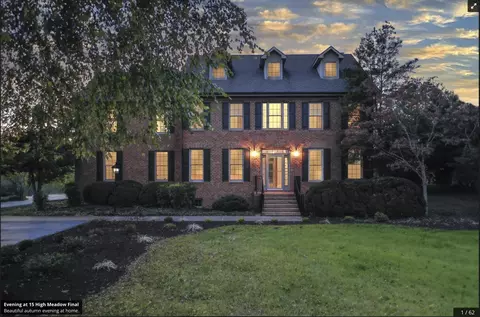 15 High Meadow Dr, Lexington, VA 24450