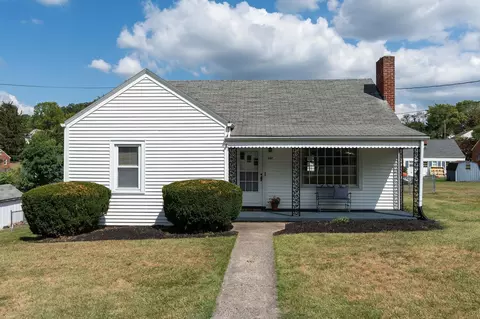 507 Houston St, Staunton, VA 24401