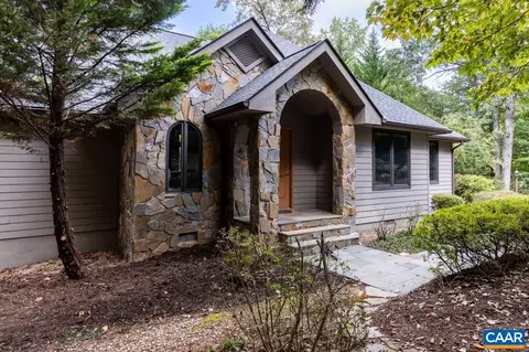 222 Lakeside Close, Nellysford, VA 22958