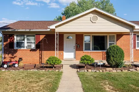 159 S Sunset Dr S, Broadway, VA 22815 photo 2