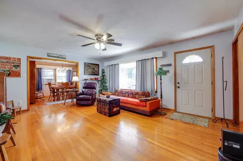 159 S Sunset Dr S, Broadway, VA 22815 photo 5