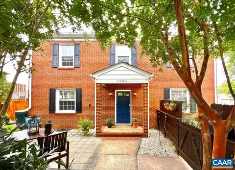 1004 Avon St, Charlottesville, VA 22902
