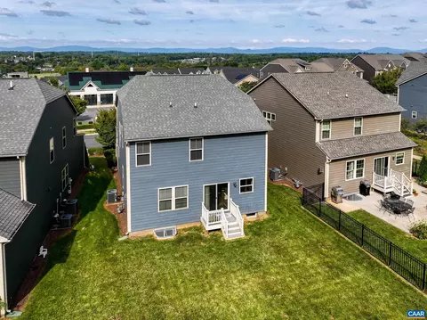 1282 Delphi Ln, Charlottesville, VA 22911 photo 2