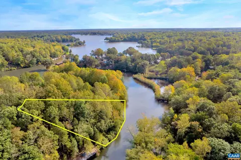 1241 North Lakeshore Drive, Louisa, VA 23093