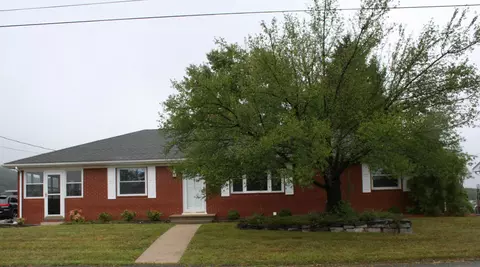 355 Grandon Rd, Staunton, VA 24401