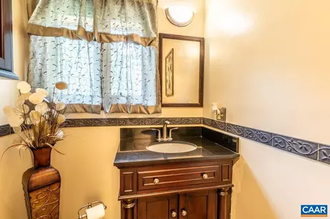 2 Cove Cir, Palmyra, VA 22963 photo 33