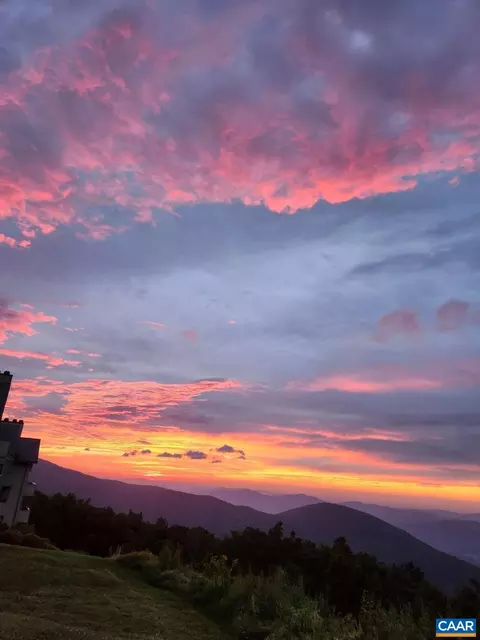 1641 Overlook Condos, Wintergreen Resort, VA 22967