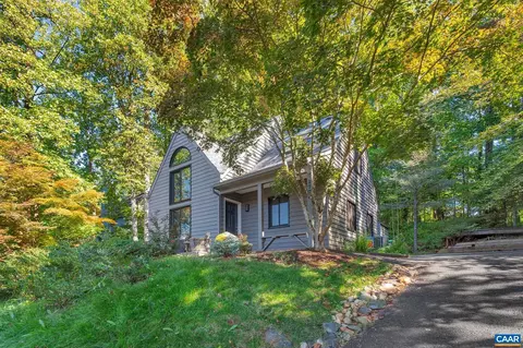 1778 Stoney Creek Dr, Charlottesville, VA 22902