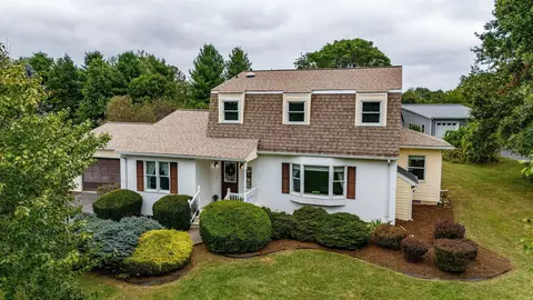 1278 Ladd Rd, Waynesboro, VA 22980