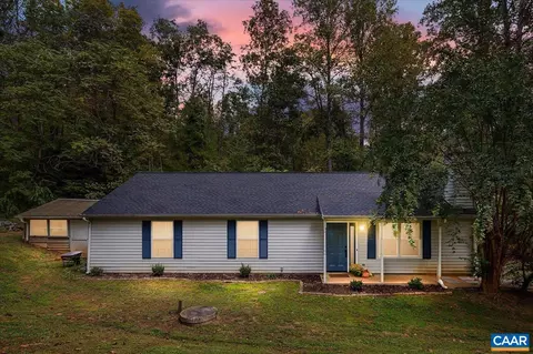 1003 W Daffodil Rd W, Ruckersville, VA 22968