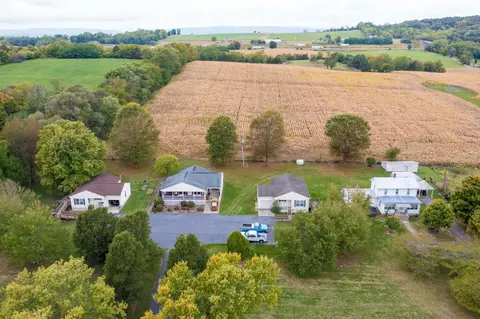 30 Country View Ln, Timberville, VA 22853