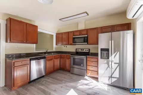 218 William Monroe Trl, Stanardsville, VA 22973