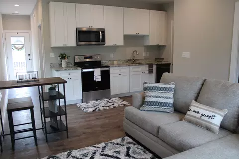 208 Charlotte Ave #208/212/216/220/224/228/2, Waynesboro, VA 22980