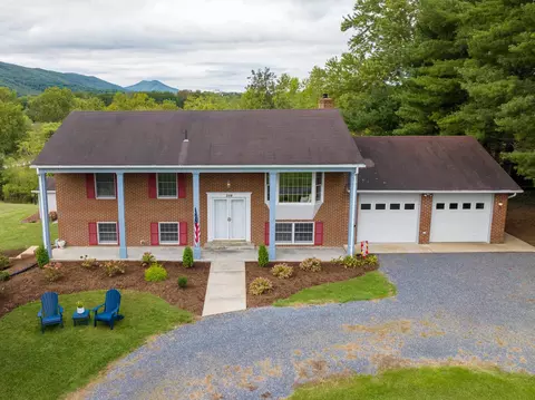 368 Hickory Ln, Woodstock, VA 22664