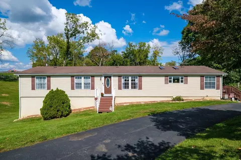 2960 Barterbrook Rd, Staunton, VA 24401