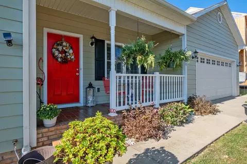 400 Stonewall Jackson Blvd, Staunton, VA 24401