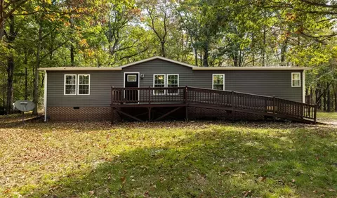 43 Bears Den Trl, Greenville, VA 24440